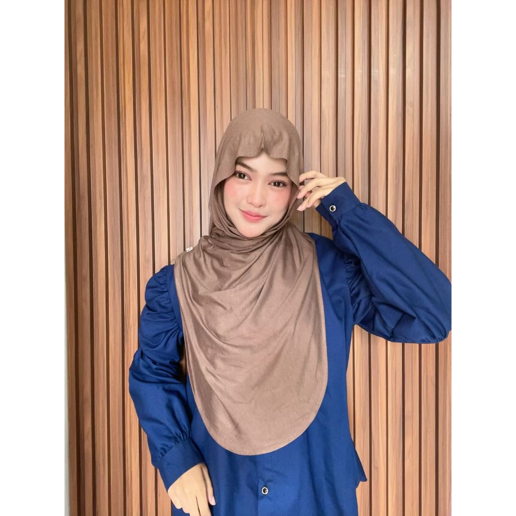 Hanania Hijab Lavia Hijab Instan Bergo Meleyot Plus Inner 2In1 Size L Kaos Rayon Cooltech