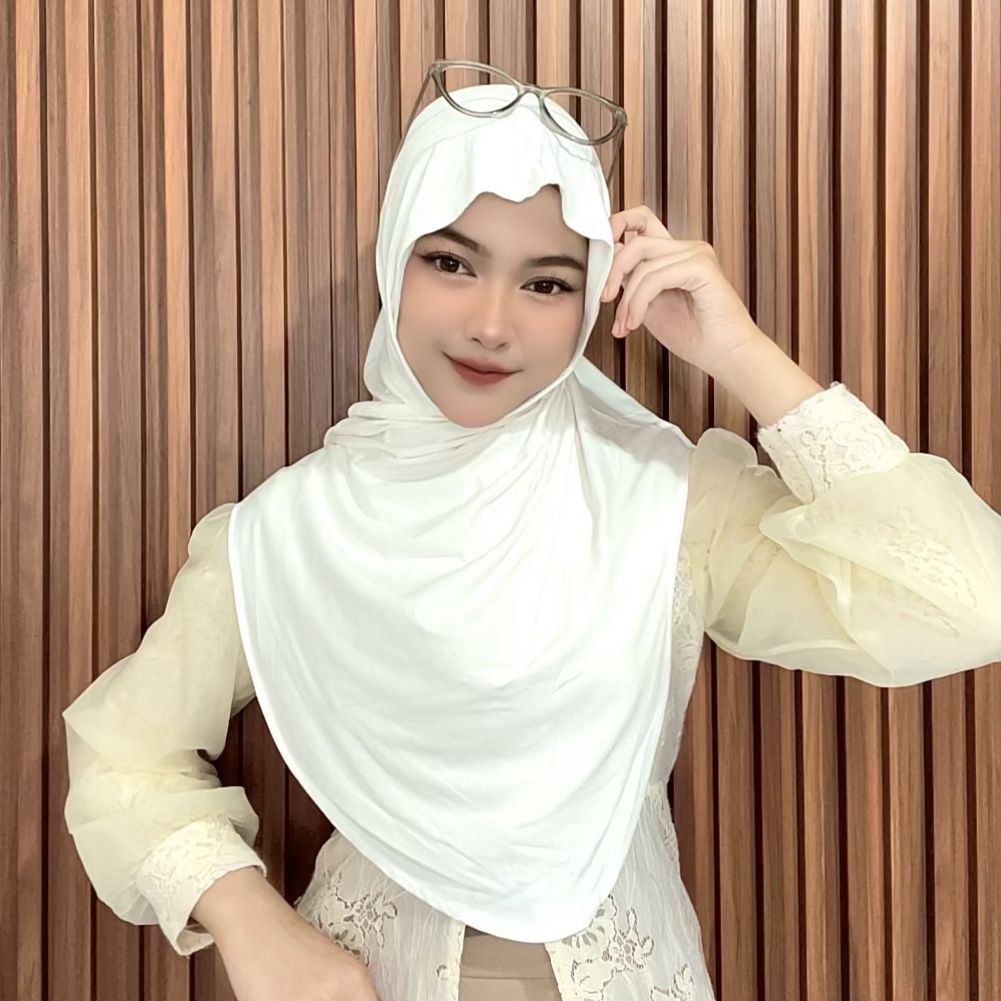 Hanania Hijab Lavia Hijab Instan Bergo Meleyot Plus Inner 2In1 Size L Kaos Rayon Cooltech